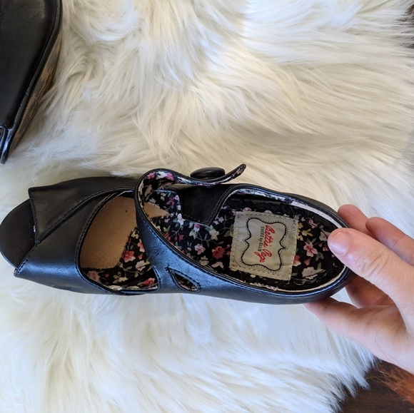 Bettie pag black kitten heels pin up womens size 6 - Picture 3 of 5